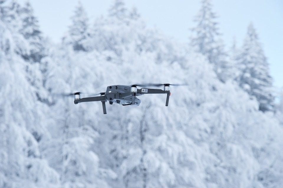 Drone-DJI-Hiver-Neige-Froid